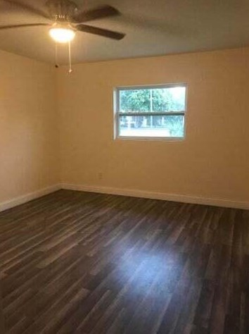 1801 Sunrise Blvd, Fort Pierce FL  34950-8180 exterior