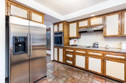 80 Mount Sumner Dr, Manchester CT  06043-7248 exterior