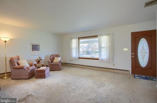 6407 Glenwood St, Navy Sup Dpt PA  17050-1912 exterior