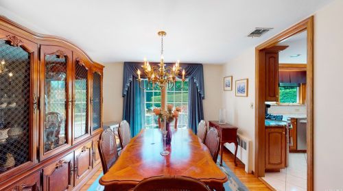 18 Hardwick Dr, Huntington Station NY  11746-4506 exterior