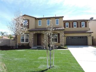 32687 Dowling Ct, Winchester, CA 92596-8310
