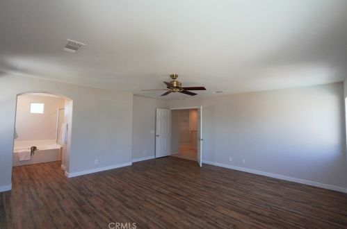 42333 Ridge View Dr, Lancaster CA 93536-7382 exterior