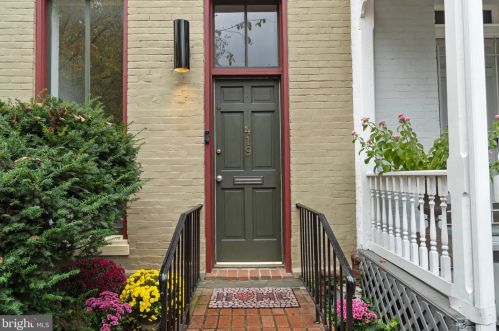 419 11th St, Washington, DC 20004-1302