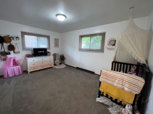 808 Fairmont Ave, New Castle PA  16105-2374 exterior