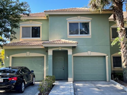 210 Crestwood Cir, West Palm Beach, FL 33411-4719