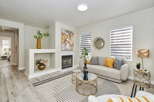 1218 Timberwood, Irvine CA  92620-0276 exterior