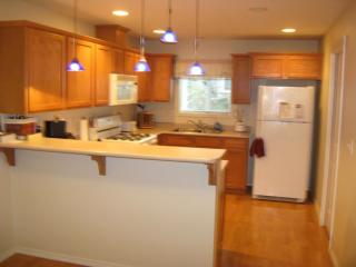 2 Sparrow Ct, Bellingham WA  98229-2789 exterior