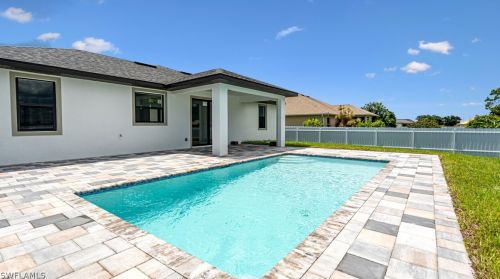 505 23rd Ter, Cape Coral, FL 33993-4102