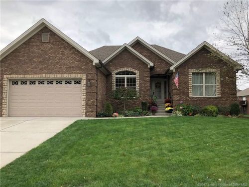 10800 Elk Run Trl, Sellersburg, IN 47172-8643