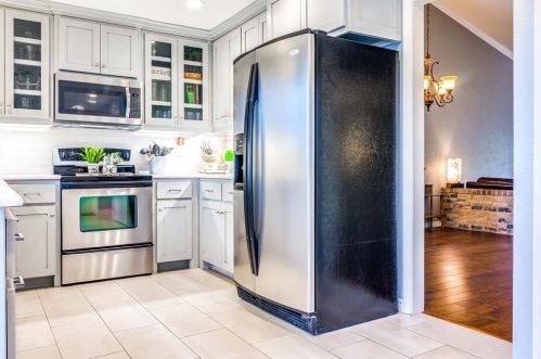 3000 Yorkshire Ct, Lewisville, TX 75028-1562