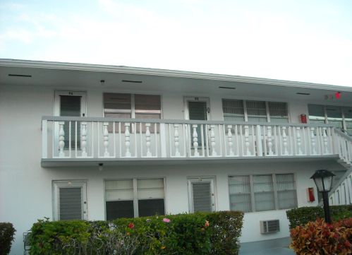 95 Berkshire D, West Palm Beach, FL 33417-2170