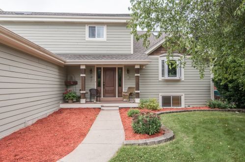 109 Jeffery Ct, North Prairie, WI 53153-9770