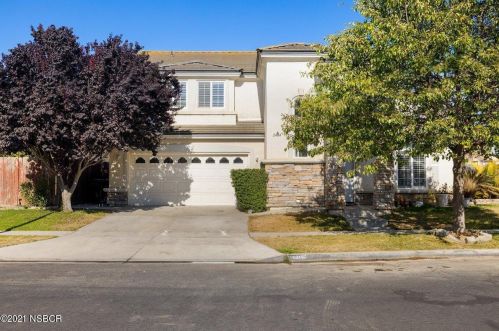 2404 Juleston Dr, Santa Maria, CA 93458-1422