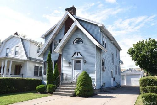 25 Colton Dr, Buffalo, NY 14216-2840