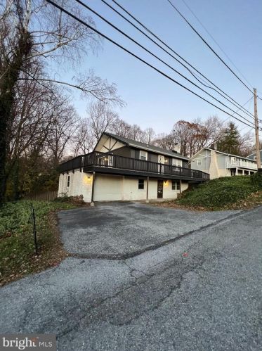 923 Sunnyside Rd, Hummelstown, PA 17036-9730