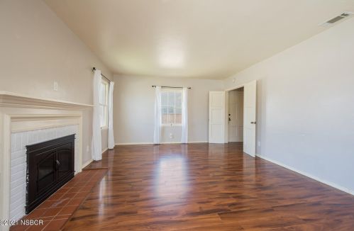 628 El Camino St, Santa Maria CA  93454-4118 exterior