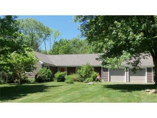 41 Peck Ln, Southbury, CT 06488-2338
