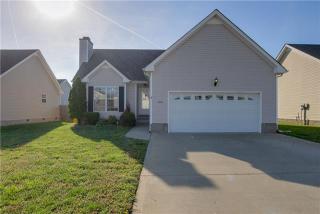 3718 Nadia Dr, Clarksville, TN 37040-2580
