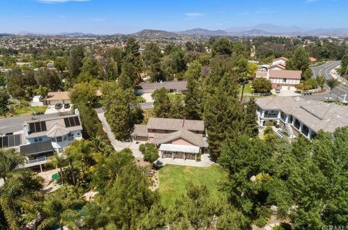 29915 La Corona Ct, Temecula, CA 92591-1617