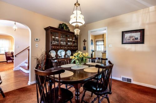 239 Pleasant St, Xenia OH  45385-2317 exterior