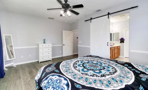 9674 Two Harbors Dr, Elk Grove CA  95624-4491 exterior