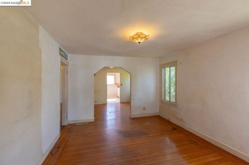 1735 Liberty St, Richmond CA  94530-1912 exterior