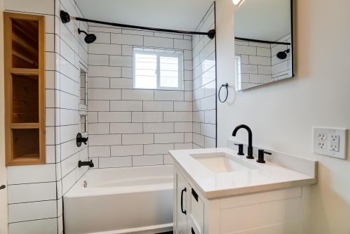 1410 White Rd, Darbydale OH  43123-8997 exterior