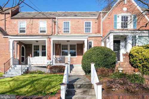 3803 Calvert St, Washington, DC 20007-1821