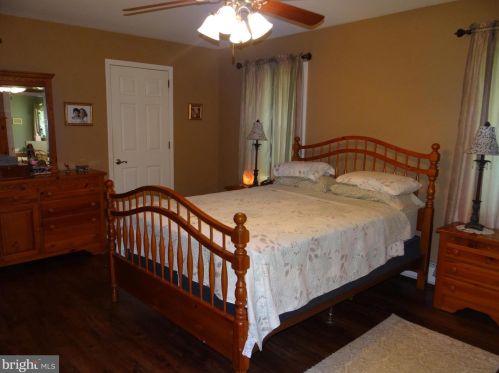 27 Eaton St, Schuylkill Haven PA  17972-1022 exterior