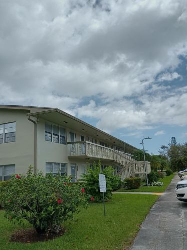 156 Sussex H, West Palm Beach, FL 33417-6828