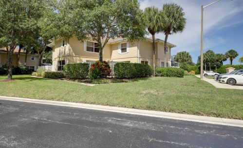 6404 Dryden Ct, Boynton Beach, FL 33436-9029