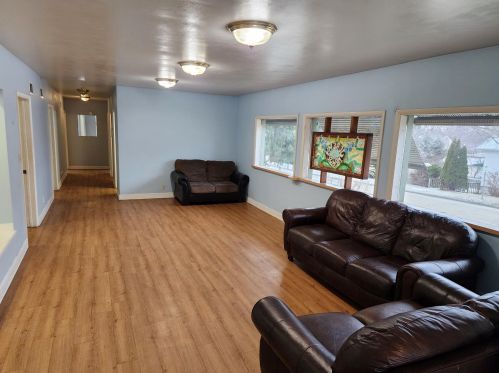 1301 Moreland Blvd, Waukesha, WI 53186-3911
