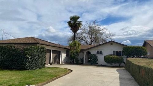 12767 Mc Dowell St, Le Grand, CA 95333-9676