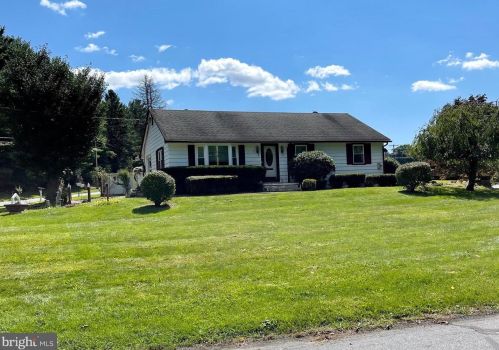 39 Park Ave, Marsh, PA 19520-9645