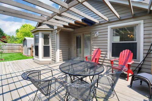 1884 Shoshone Dr, London OH  43140-9020 exterior