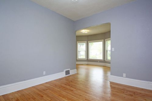 4000 Dupont Ave, Minneapolis MN  55412-1613 exterior