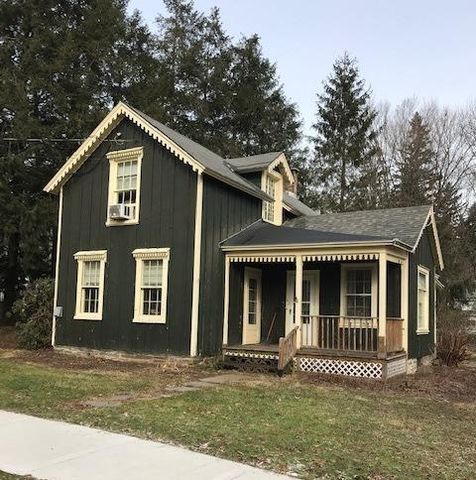 33 Clinton St, West Delhi, NY 13753-1129