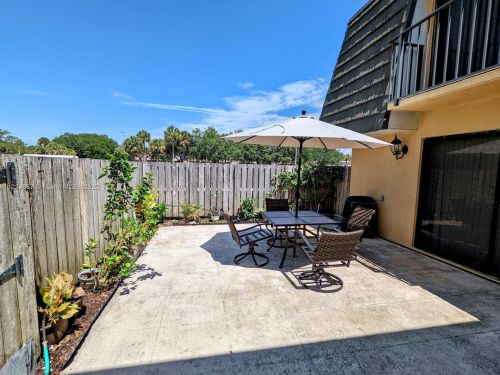 3422 34th Way, West Palm Beach, FL 33407-6806