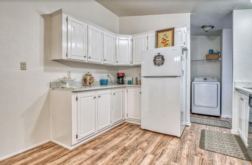 22800 Oat Hill Rd, Middletown CA  95461-9690 exterior