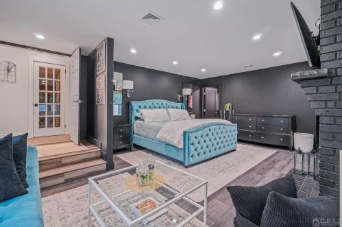 48 Patton Dr, East Brunswick NJ  08816-1130 exterior