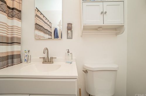 15155 Woodruff Pl, Bellflower CA  90706-4067 exterior