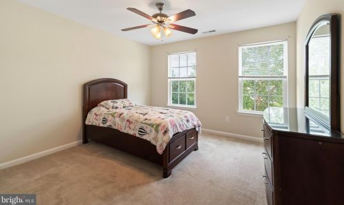 608 Archibald Ln, Florence NJ  08518-4010 exterior