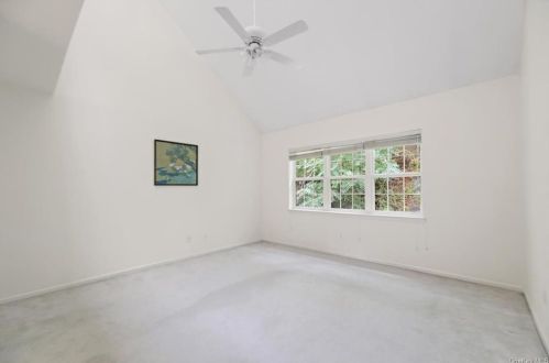 52 Deer Tree Ln, Briarcliff NY  10510-1751 exterior