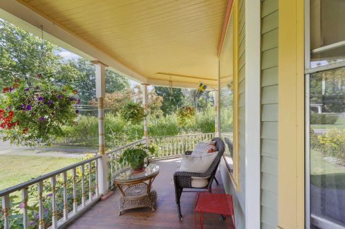 6455 Montgomery St, Rhinebeck NY  12572-1353 exterior