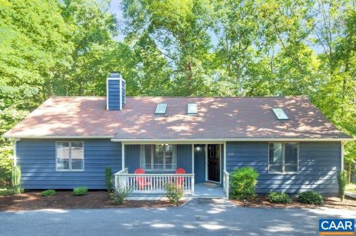 308 Jefferson Dr, Bybee, VA 22963-2607