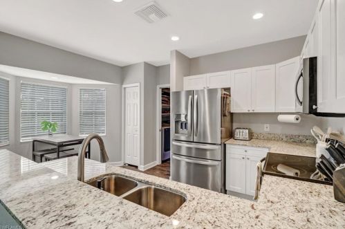 95 12th Ave, Naples FL  34120-3353 exterior