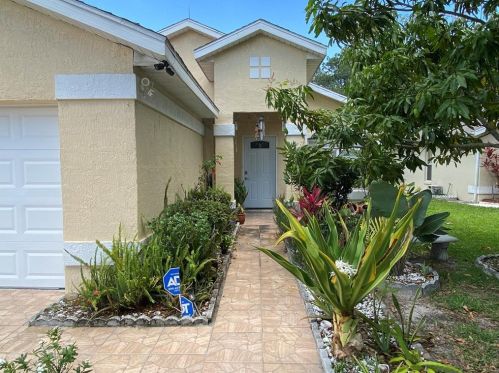 1439 Coldwater Ct, Orlando, FL 32824-6313
