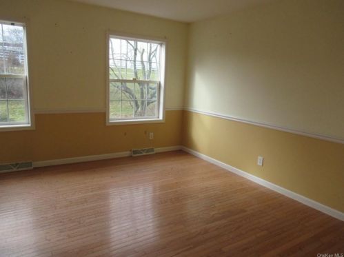 45 Frog Hollow Rd, Poughquag NY  12570-5710 exterior