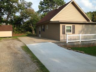 2393 Blennerhassett Hts, Parkersburg, WV 26101-8731