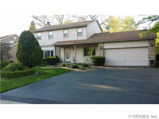 169 Kirkstone Pass, Rochester, NY 14626-1741